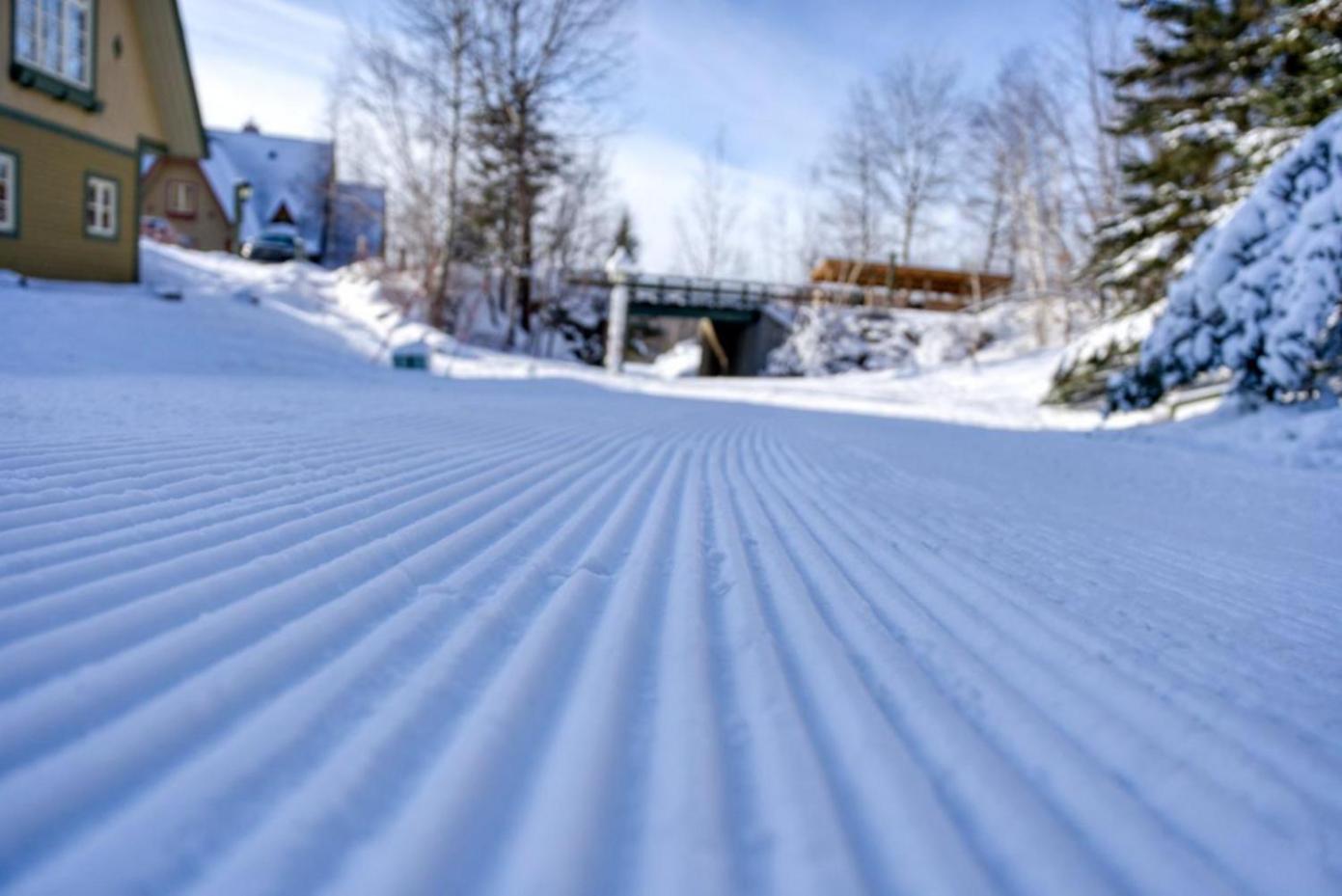 Апартаменты Le Plateau East By Tremblant Vacations Мон-Трамблан Экстерьер фото